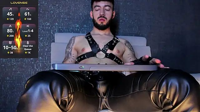 MarkWalker__ live sex cam