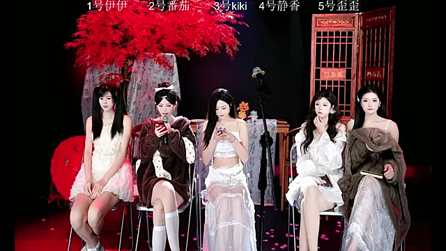 Shiny-girl7788's cam snapshot