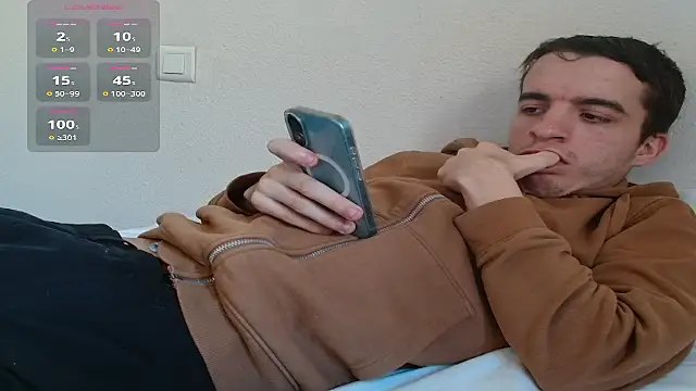 Tombgy07 live sex cam