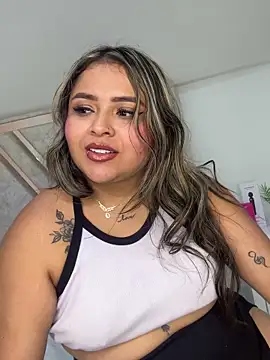 ashley-swift-'s cam snapshot