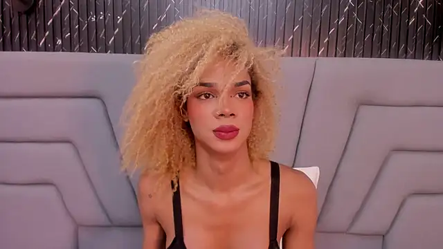 NaomiSteward live sex cam