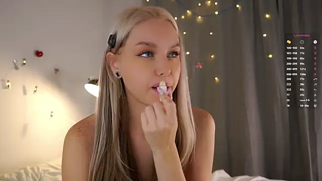 CherieSprinzl live sex cam