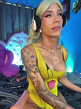 Naugth_channel_ts live sex cam