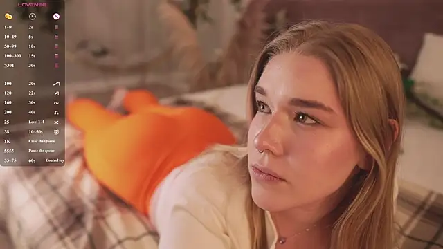 Smiley_Mia's cam snapshot