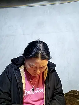 yoowwmr's cam snapshot