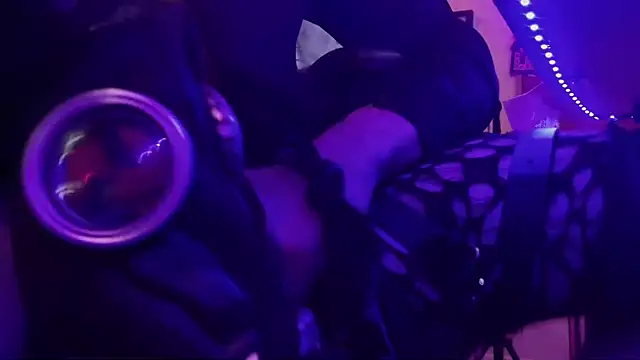 MasterDaddyCool's cam snapshot