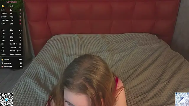 NightSaffron's cam snapshot