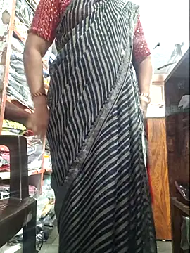 indianhotwife639's cam snapshot