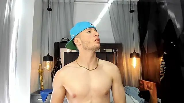 HunterHeat_ live sex cam