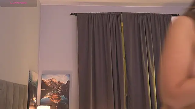 Tella_dream live sex cam