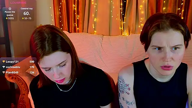 Girls_Fingers live sex cam