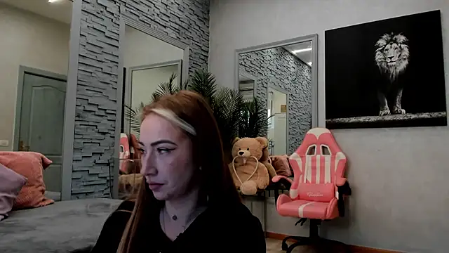 Reina_Cummings live sex cam