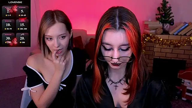 Mistress__Marcelline's cam snapshot