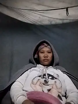 Linhcutex's cam snapshot