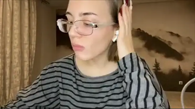 MelaineAytes's cam snapshot