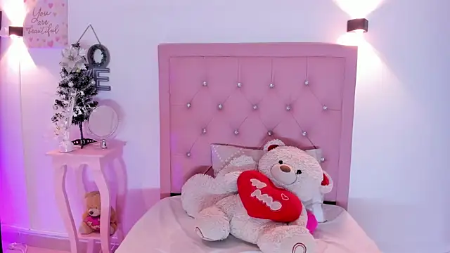 antonellarousee's cam snapshot