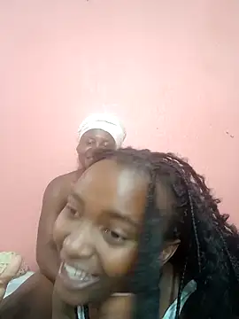 ShyNaughtyBabe's cam snapshot