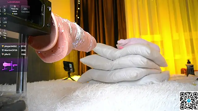 LilyBerryy live sex cam