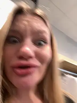 justmilaa live sex cam