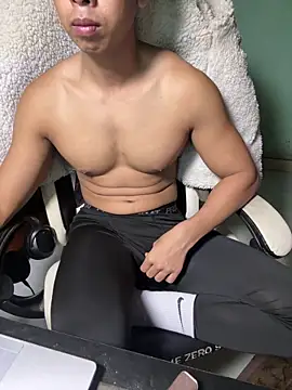 Thang100cu live sex cam