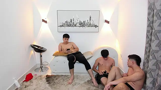 YouBratty2's cam snapshot