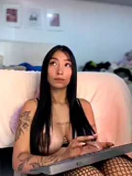 Milena-1 live sex cam