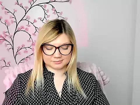 Lola_moree's cam snapshot