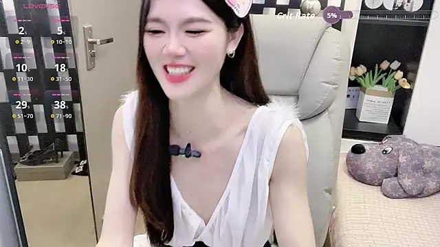 Yueyue-MM live sex cam