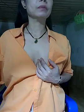 Basanis68's cam snapshot