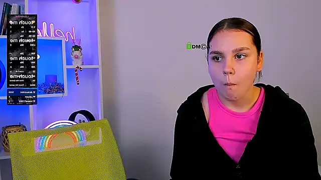 alia_skay's cam snapshot