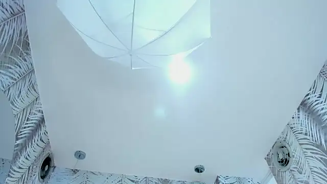 Lesly_sexy4u's cam snapshot