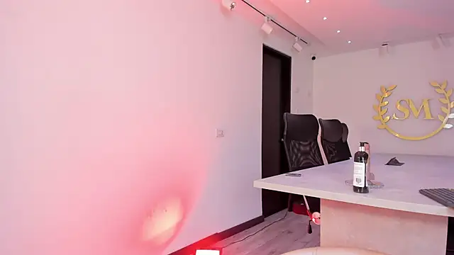 NairobiLee's cam snapshot