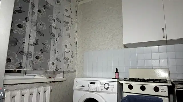 IsabellaWave's cam snapshot