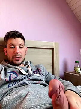 Taxidriver1988 live sex cam