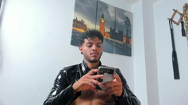 JuanBlade live sex cam