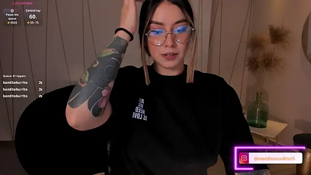 MaddisonCollins live sex cam