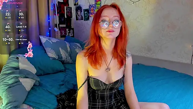 DragonflyLiza's cam snapshot