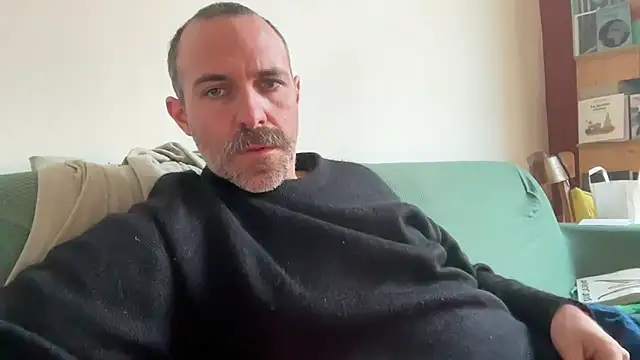 Brianjonest's cam snapshot