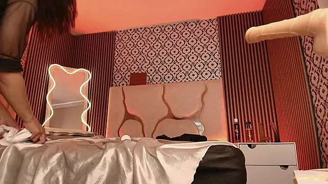 Daphnne_tay's cam snapshot