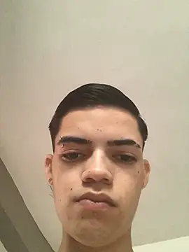 Latinos_2001 live sex cam