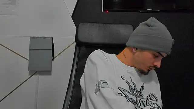 BrandonTate live sex cam