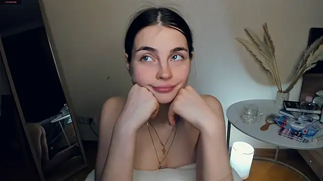 MaryJacksoon live sex cam