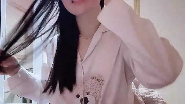 LinhChi_9x live sex cam