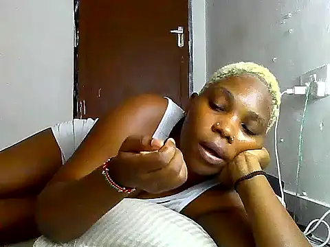 SexyKimberly23's cam snapshot