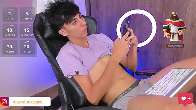 Demian_cute18 live sex cam