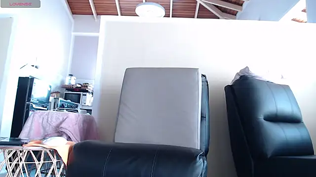 Neil_and_isaac live sex cam