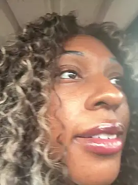 MistiSavannah's cam snapshot