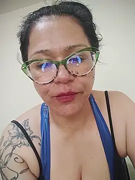 naughty_doll_horny's cam snapshot