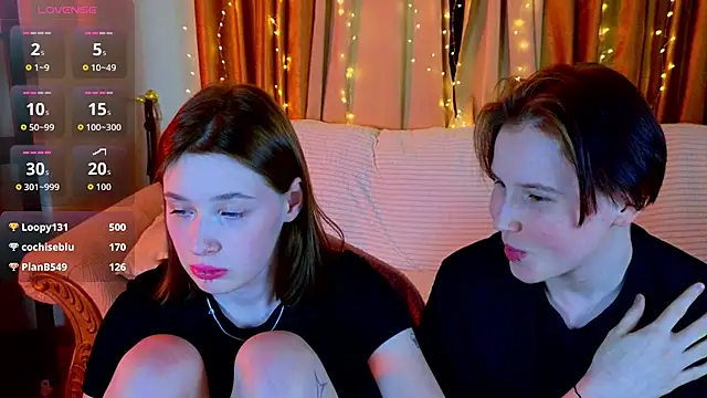 Girls_Fingers live sex cam