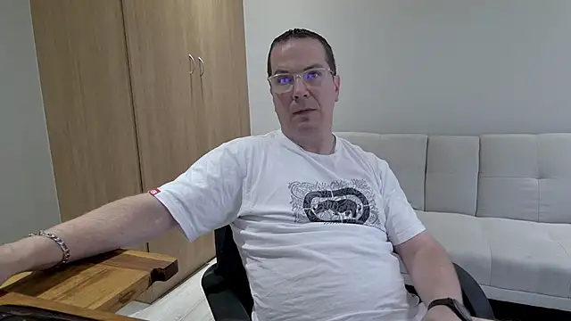 BrettJ81's cam snapshot